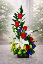 Load image into Gallery viewer, Arrelgo Floral "Estrellitas"
