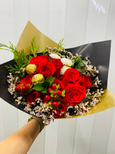 Load image into Gallery viewer, Bouquet de Rosas
